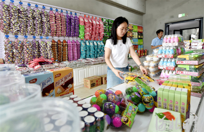 石家庄国际农产品批发交易中心食品城投入使用